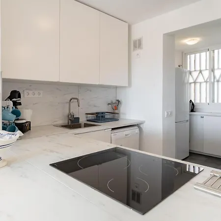 Cozy With Sea Views Апартаменты Михас